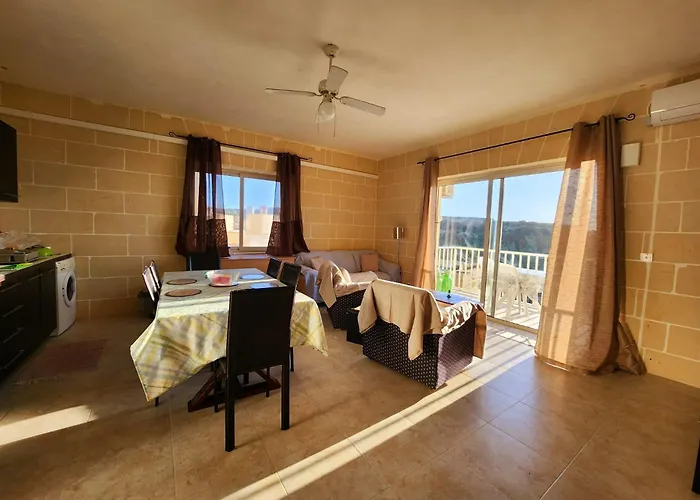 Palm Court Apartment