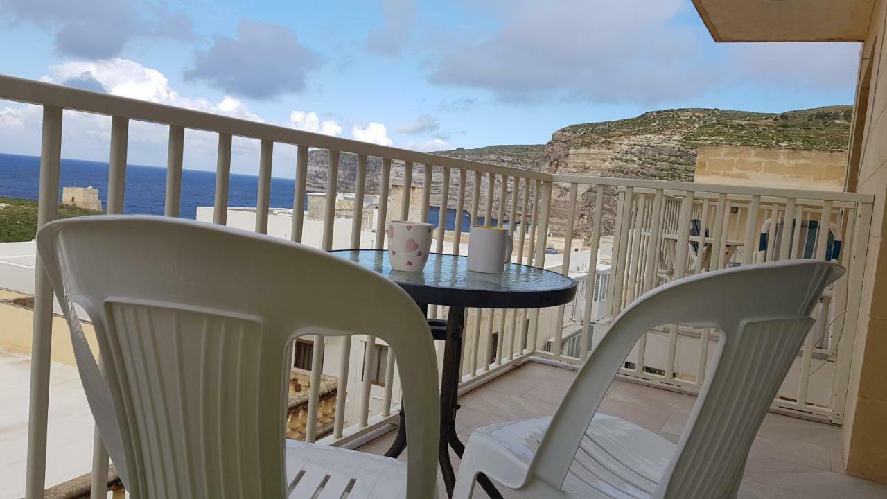 Palm Court Apartment