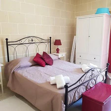 Palm Court Apartment Xlendi Exterior foto